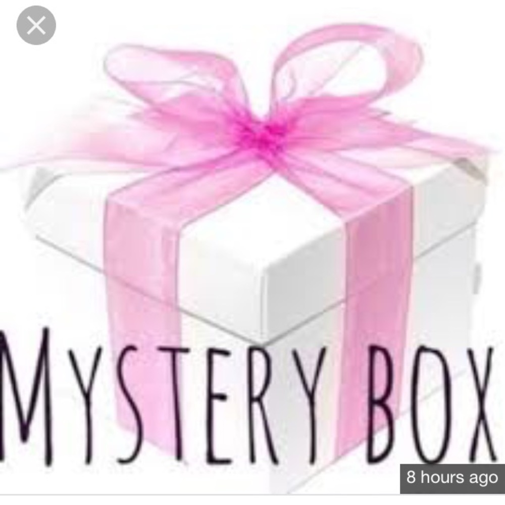 Mystery bundle💖💖💖